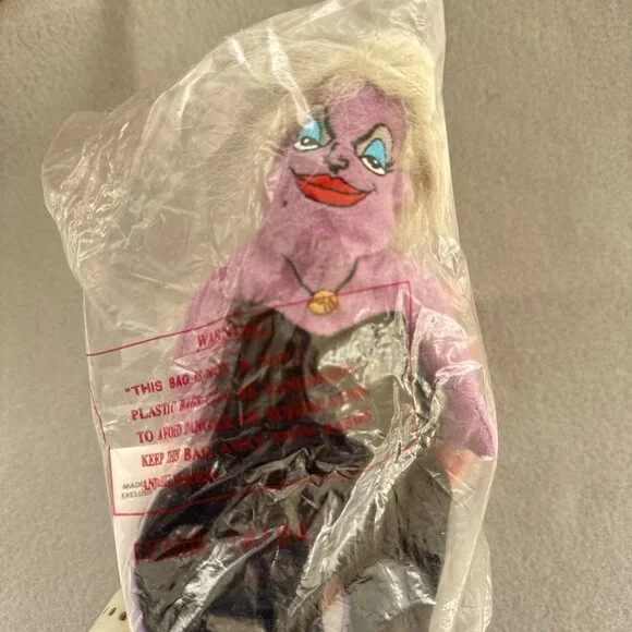 The Little Mermaid Ursula Disney Store Bean Bag 5.5" Plush Stuffed Toy - Picture 1 of 4